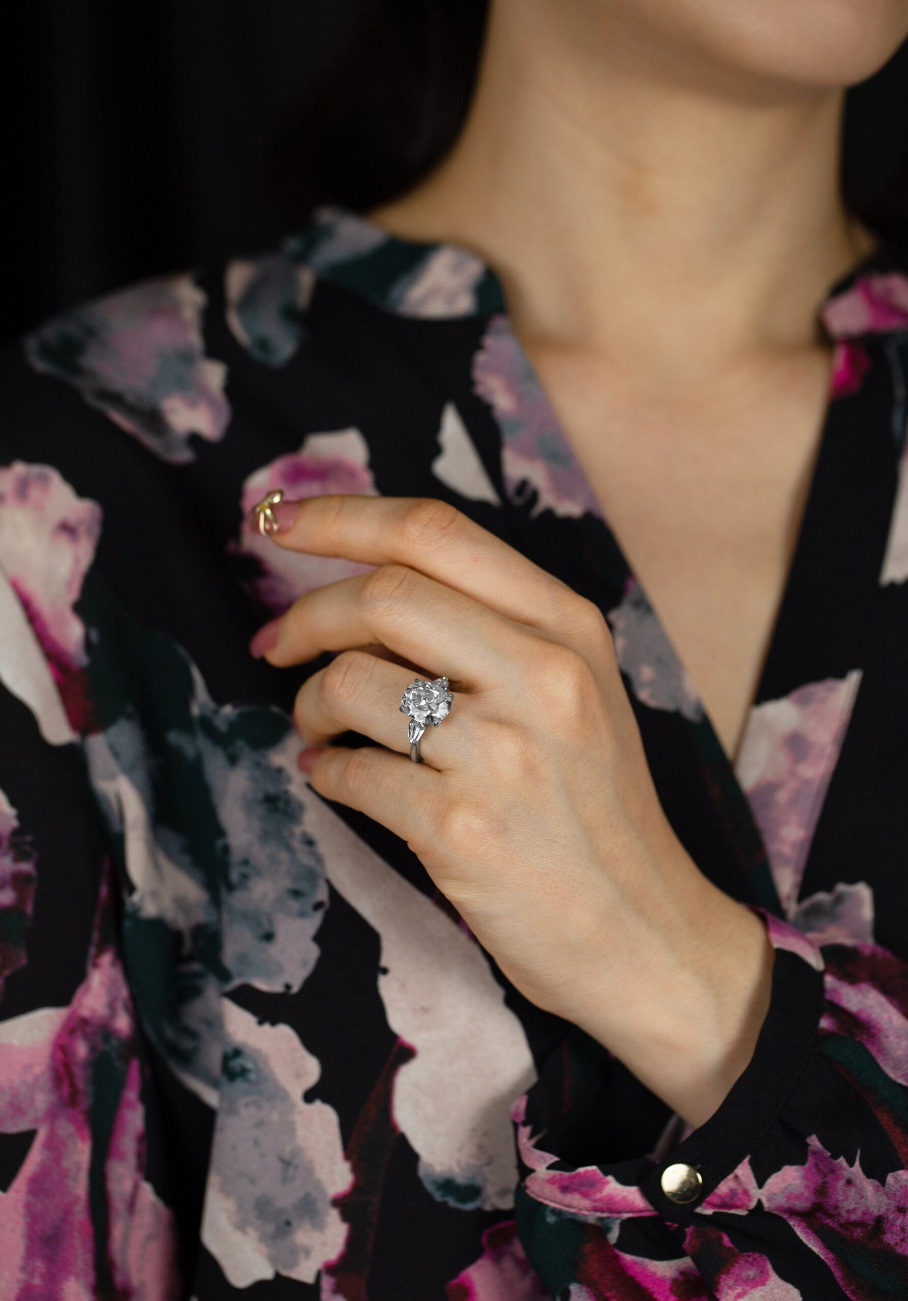 GIA Certified 5.11 Carats Cushion Cut Diamond Three-Stone Engagement Ring in Platinum - Image 4