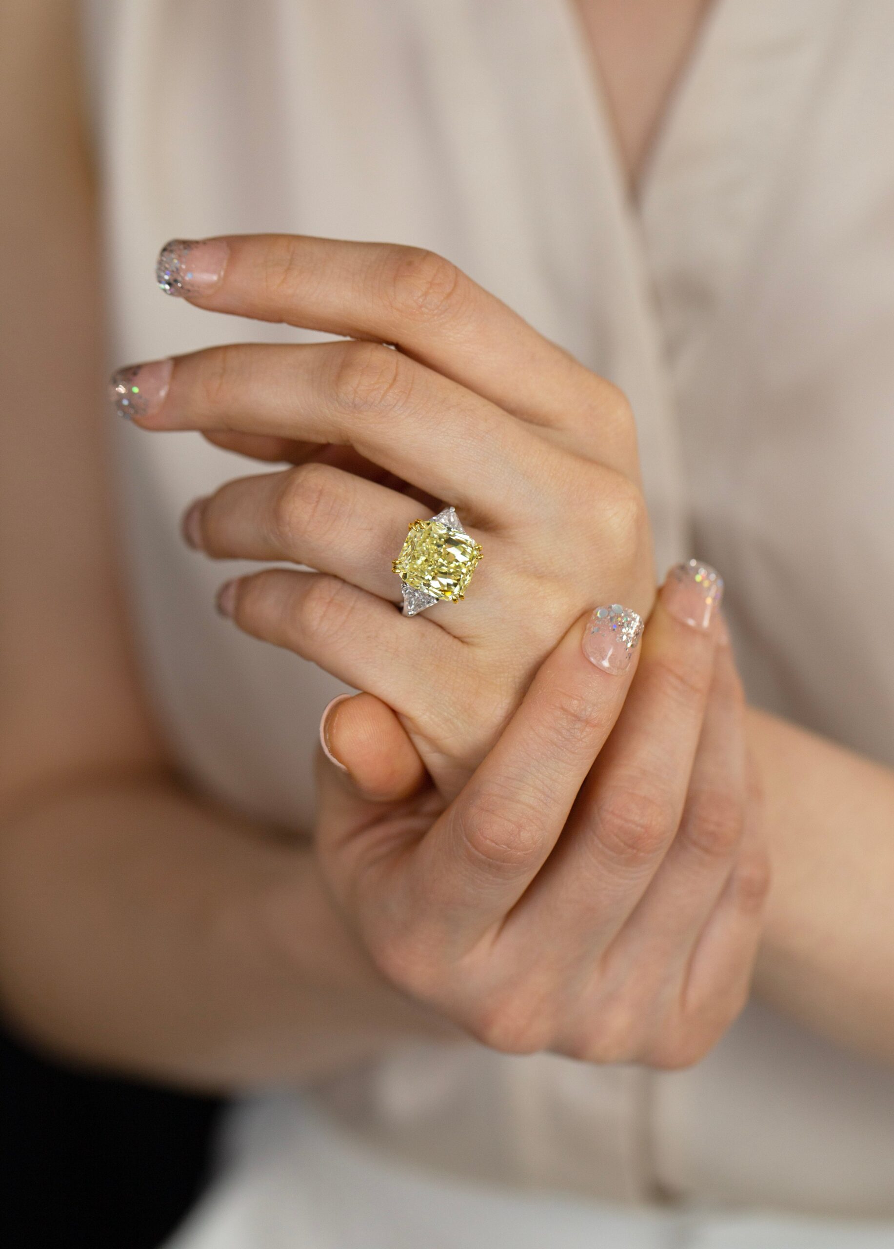 GIA Certified 12.15 Carats Cushion Cut Yellow Diamond Three-Stone Engagement Ring in Yellow Gold & Platinum - Image 4