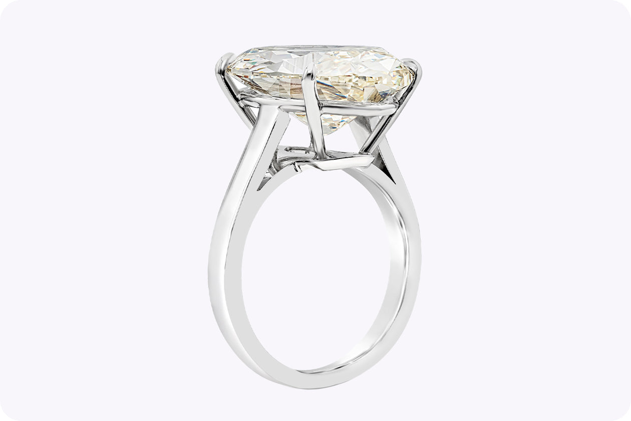 GIA Certified 10.78 Carats Oval Cut Diamond Solitaire Engagement Ring in Platinum - Image 3
