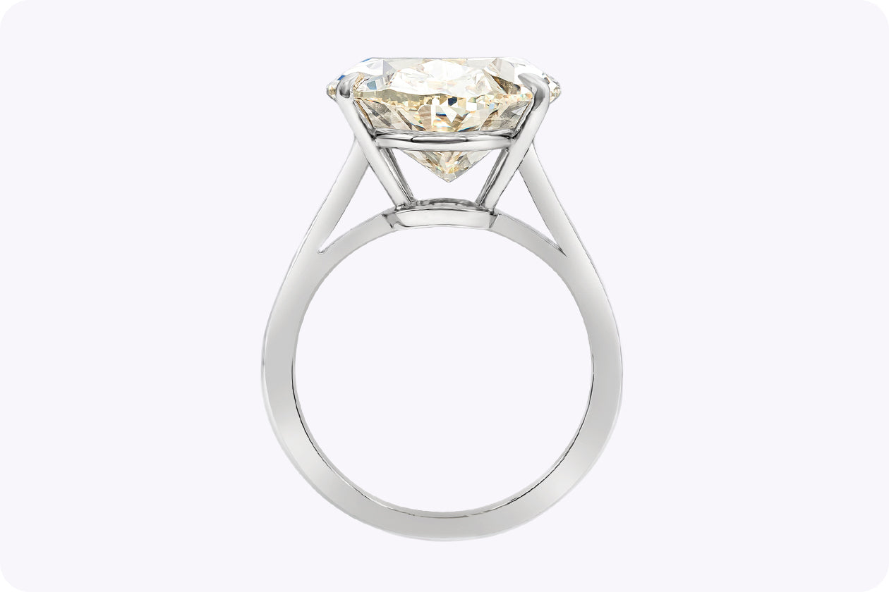 GIA Certified 10.78 Carats Oval Cut Diamond Solitaire Engagement Ring in Platinum - Image 4