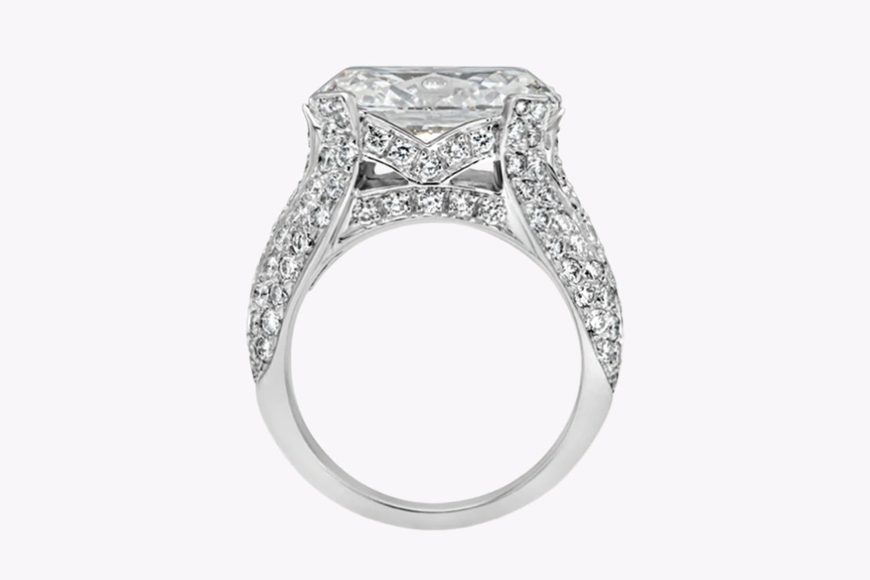 GIA Certified 6.16 Carats Oval Cut Diamond Dome Cocktail Engagement Ring in Platinum - Image 5
