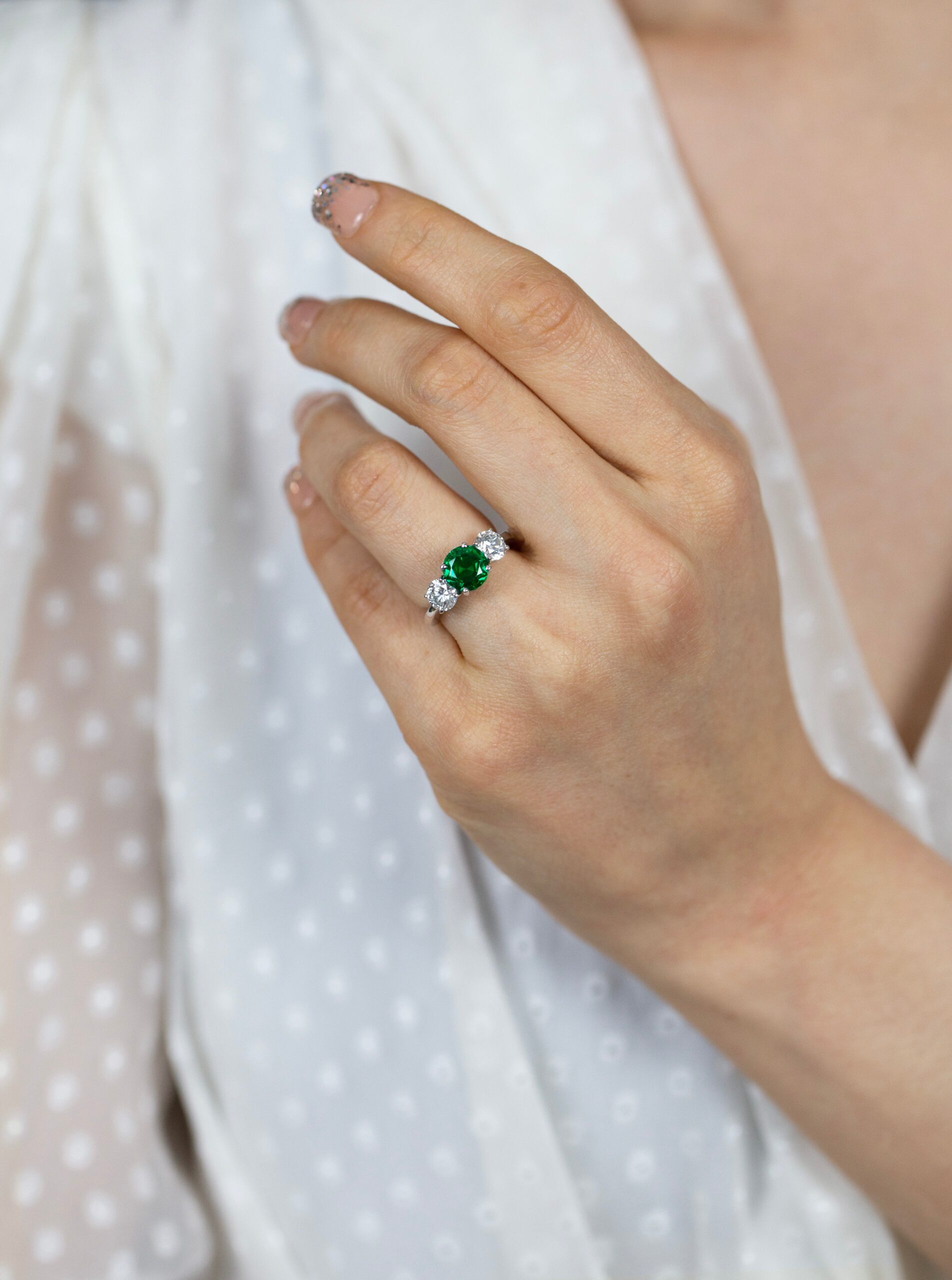 GIA Certified 1.87 Carats Round Cut Emerald & Diamond Three-Stone Engagement Ring in Platinum - Image 5