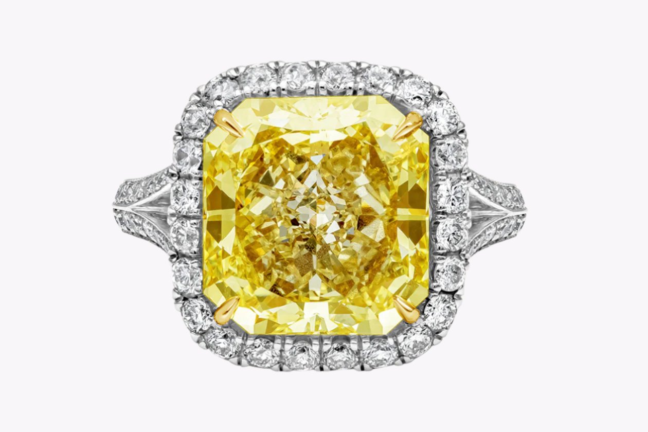 GIA Certified 5.32 Carats Radiant Cut Yellow Diamond Halo Engagement Ring in Yellow & White Gold