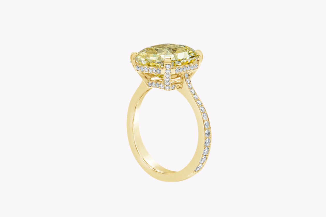 GIA Certified 6.54 Carats Radiant Cut Yellow Diamond Engagement Ring in Yellow Gold - Image 4