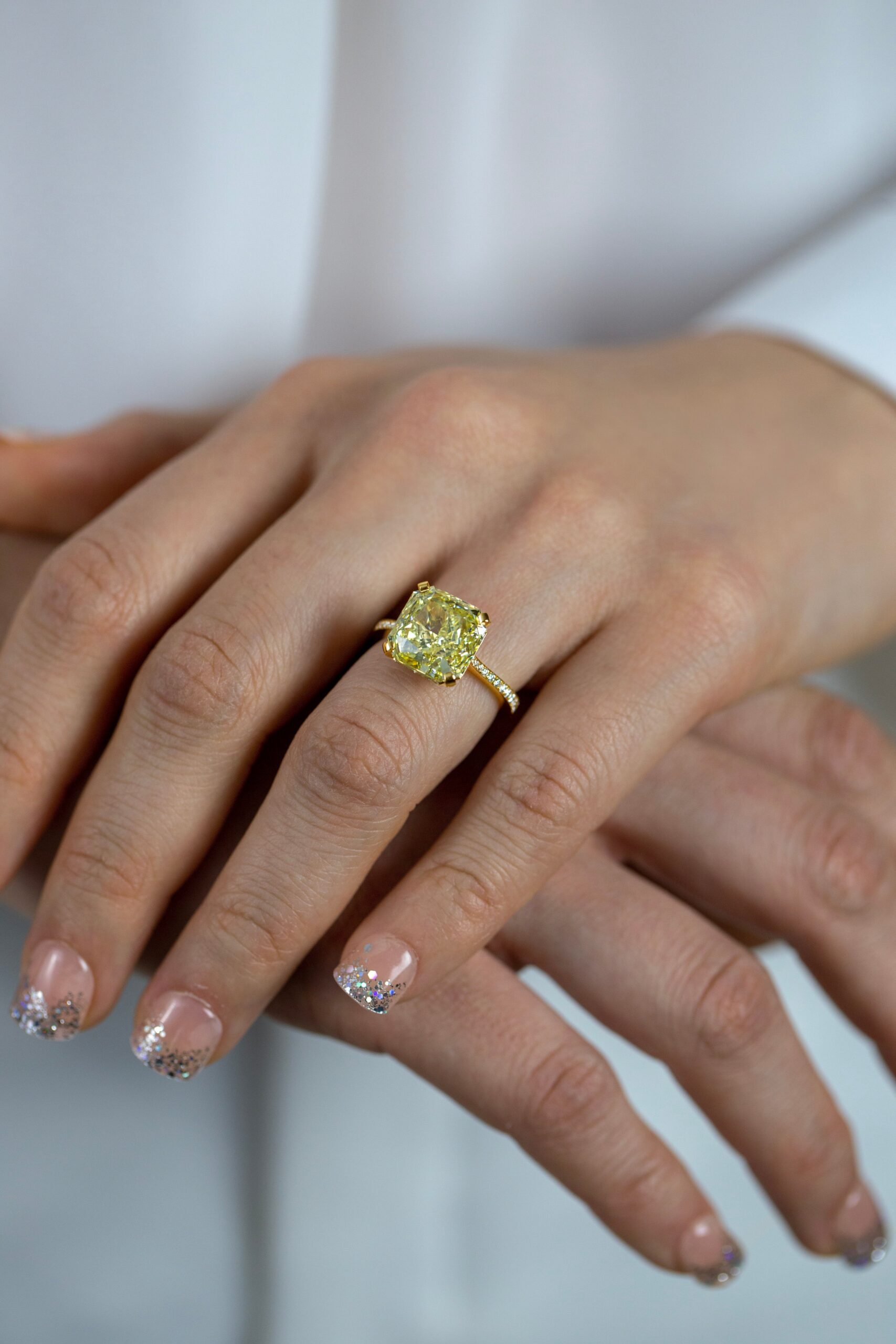 GIA Certified 6.54 Carats Radiant Cut Yellow Diamond Engagement Ring in Yellow Gold - Image 6