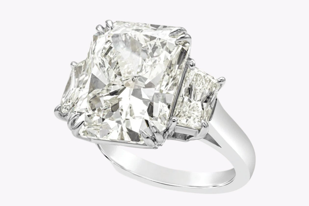 GIA Certified 10.44 Carats Radiant Cut Diamond Three-Stone Engagement Ring in Platinum - Image 4