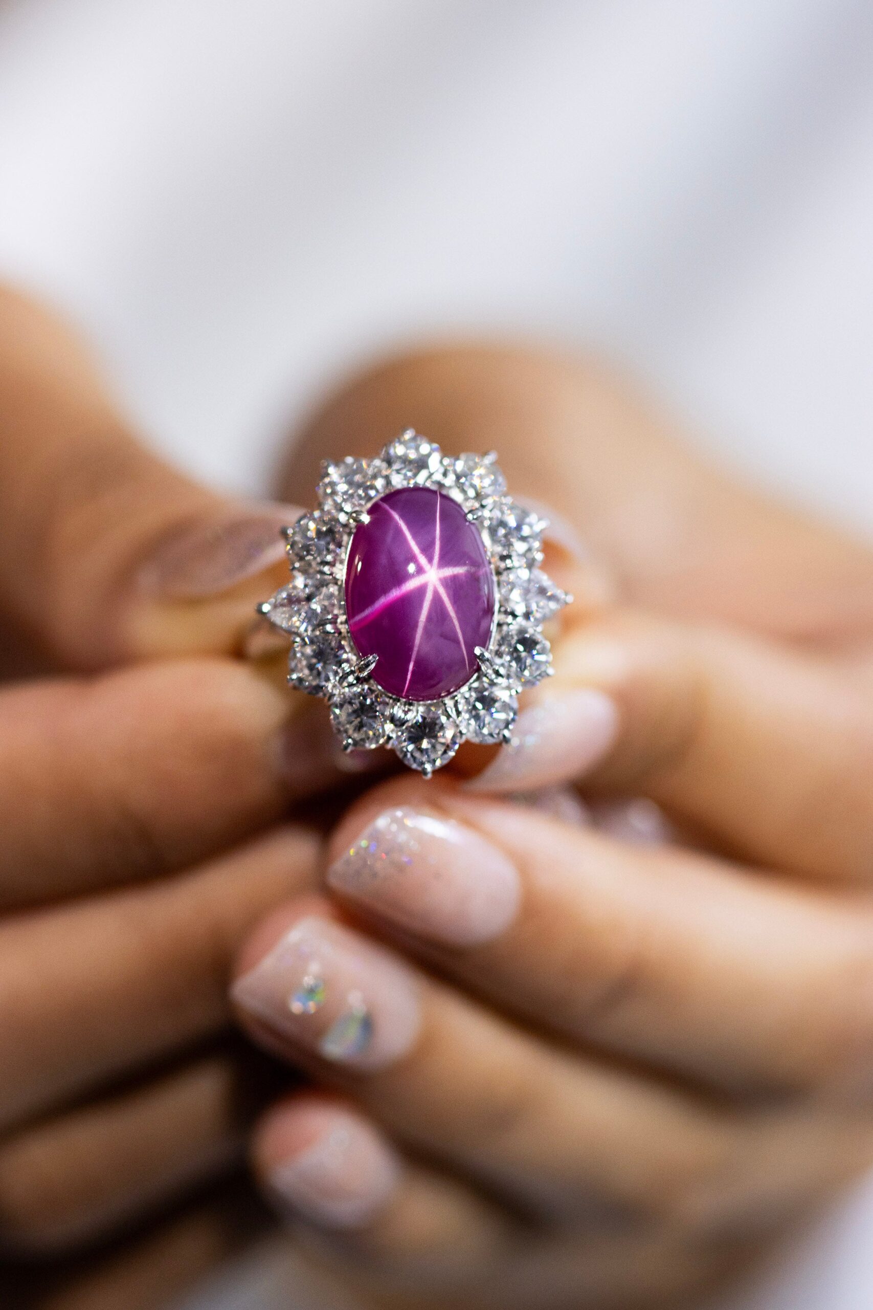 11.03 Carats Natural Cabochon Star Burmese Ruby Halo Cocktail Ring in Platinum - Image 5