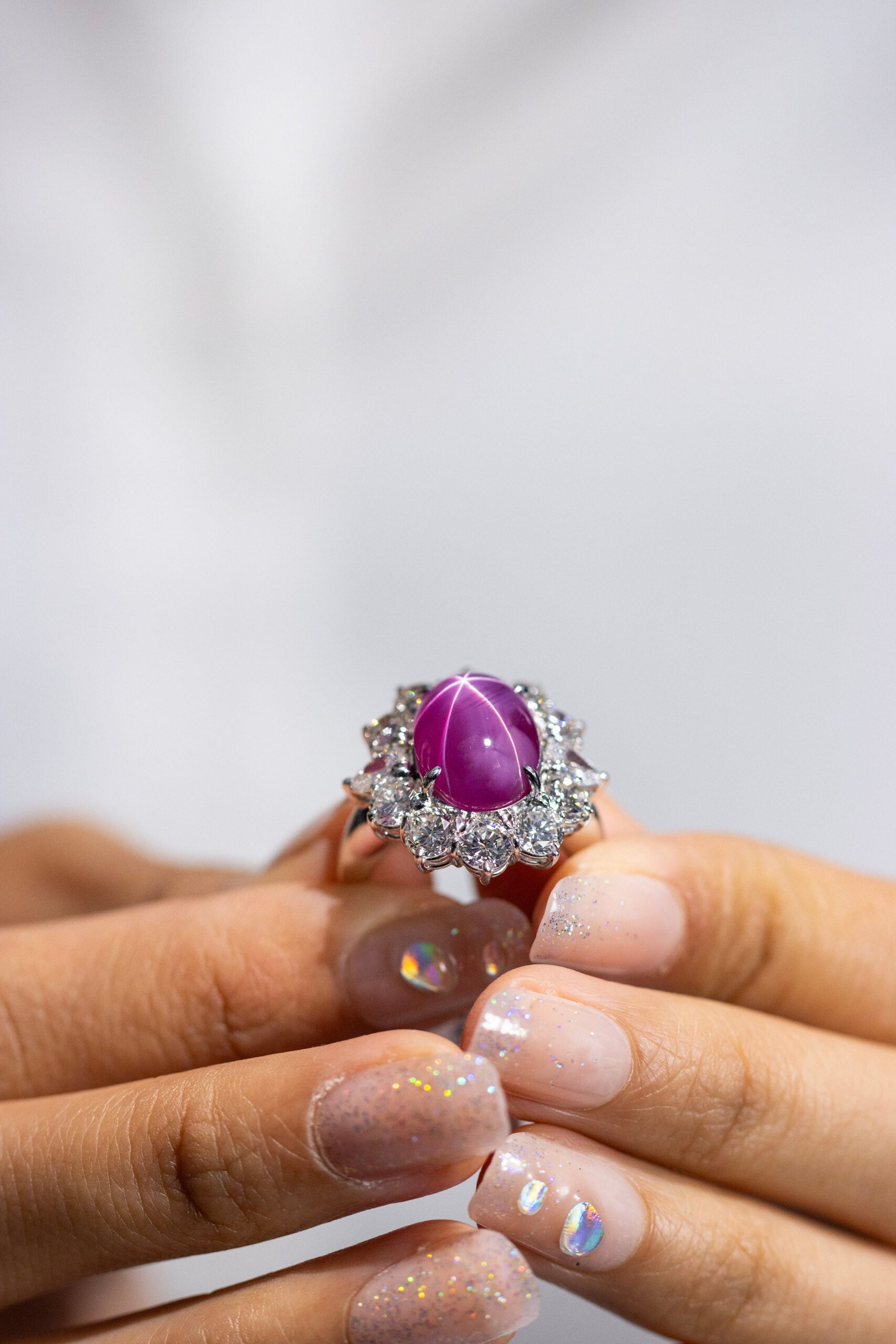 11.03 Carats Natural Cabochon Star Burmese Ruby Halo Cocktail Ring in Platinum - Image 6
