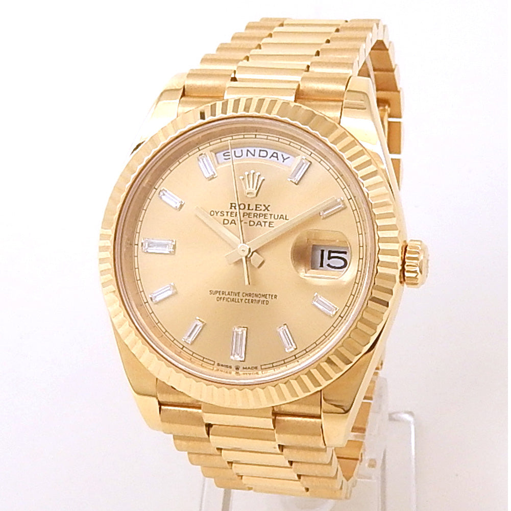Rolex Day-Date 228238 18k Yellow Gold Champagne Diamond Dial