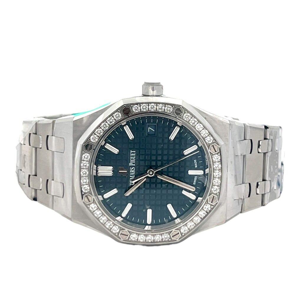 Audemars Piguet Royal Oak 77351ST Stainless Steel Blue Dial - Angle View by Audemars Piguet