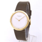 Patek Philippe Calatrava 3459 18k Yellow Gold White Dial - Front View by Patek Philippe